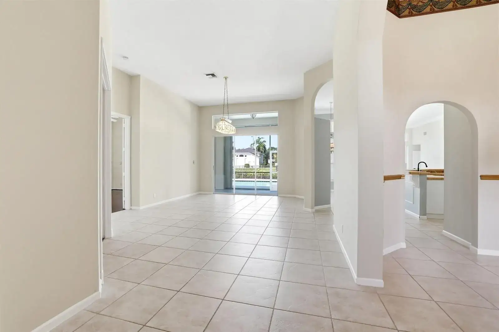 533 Cypress Green Circle, Wellington FL 33414 photo 4