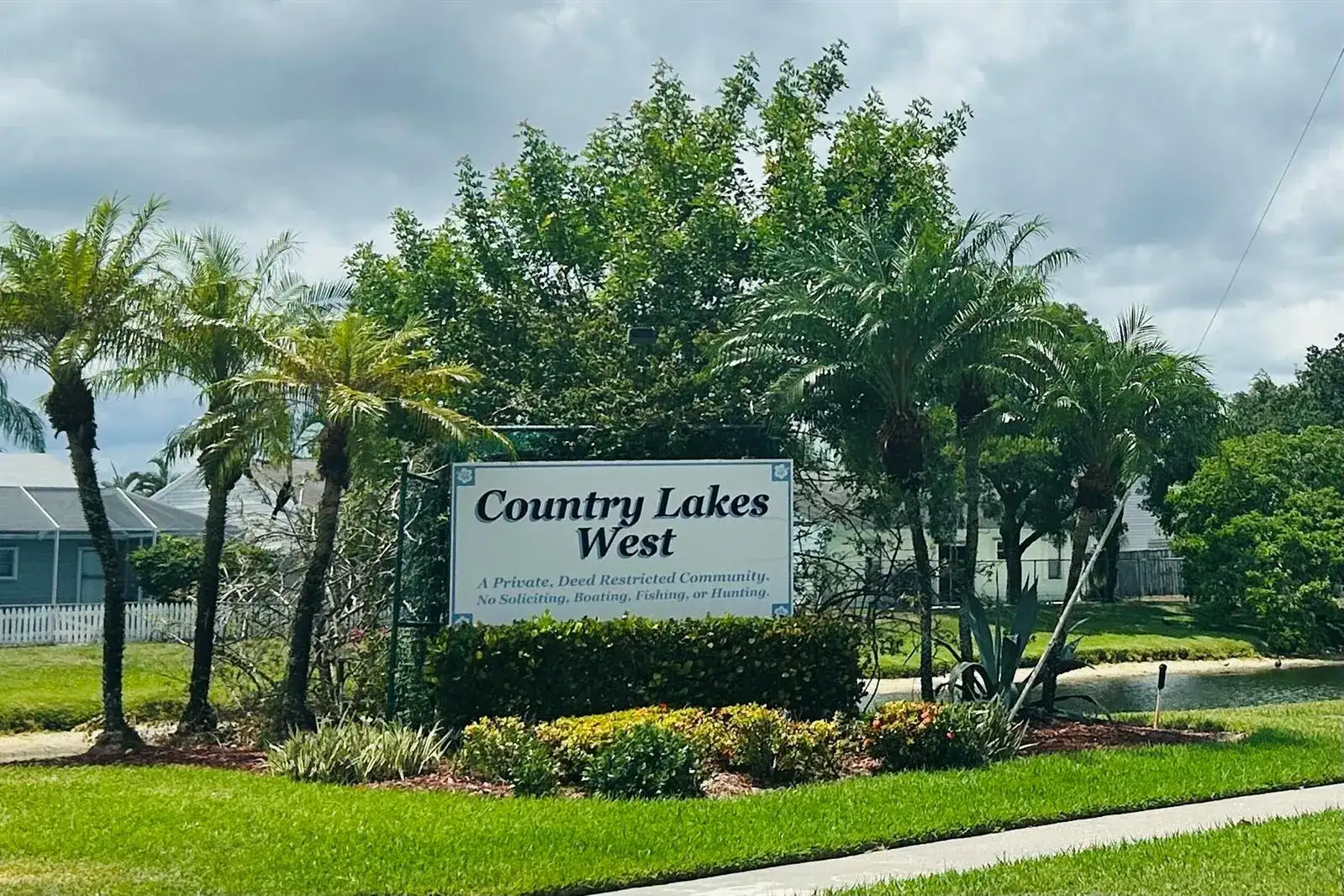 5266 HARWOOD Lane, Lake Worth FL 33467 photo 2