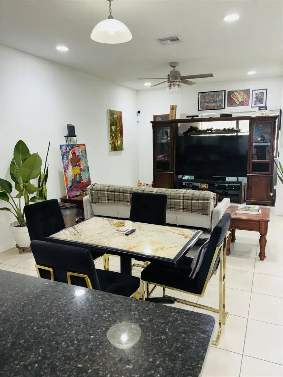 2132 NW 6TH Street, Fort Lauderdale FL 33311 photo 5