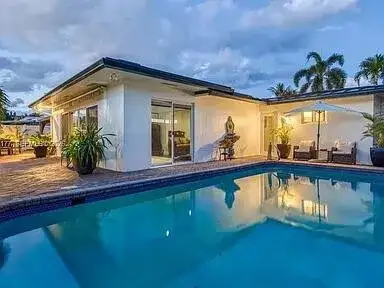 2125 NE 17TH Terrace, Wilton Manors FL 33305 photo 3