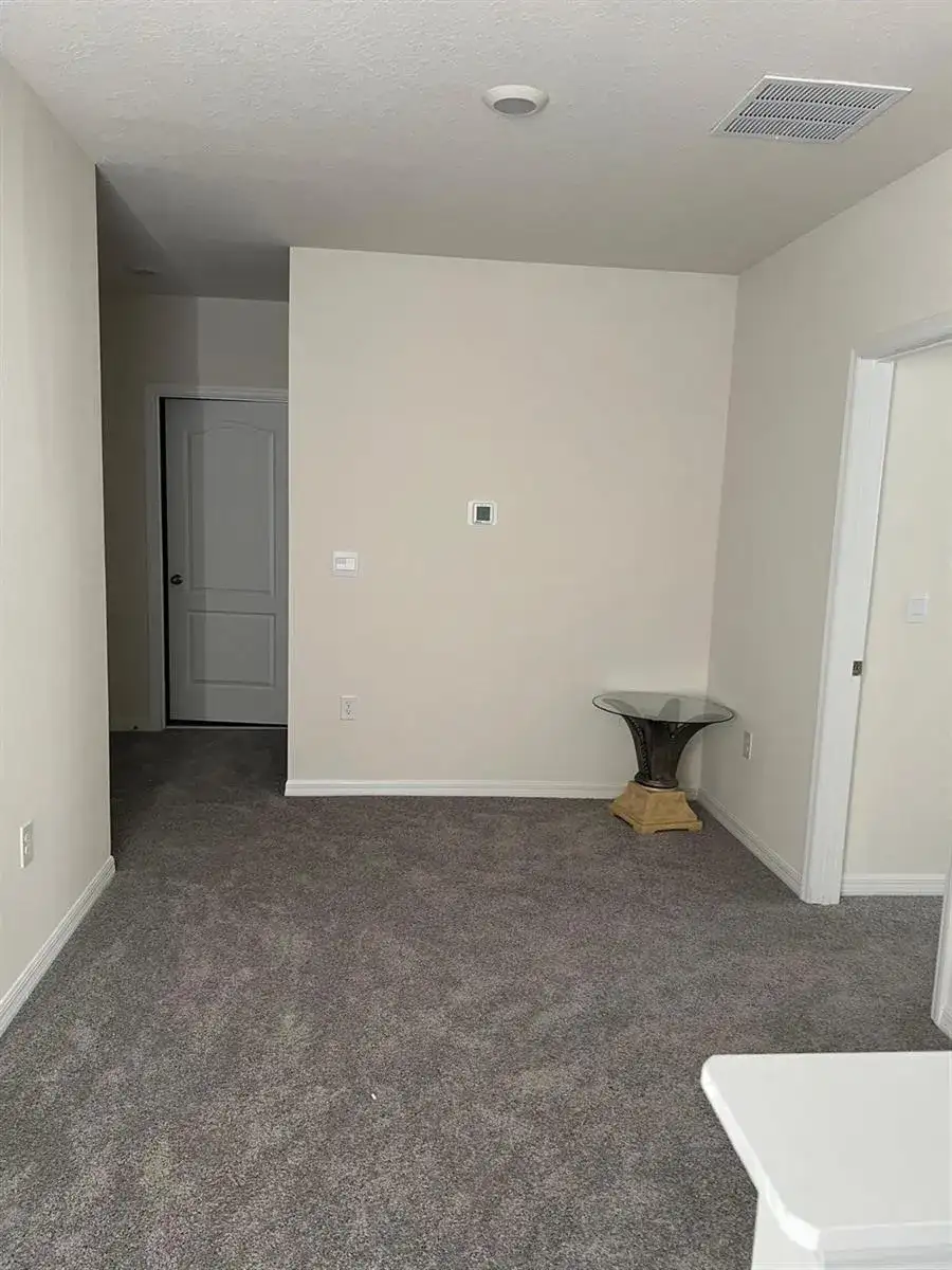 2892 Waterlily Way, FL 34759 photo 4