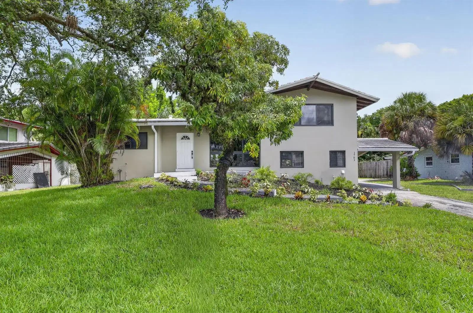 1701 SW 4TH Court, Fort Lauderdale FL 33312 photo 2