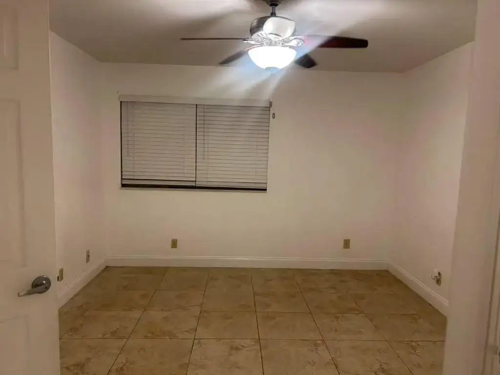 3370 N PINEWALK Drive N # 1217, Margate FL 33063 photo 3