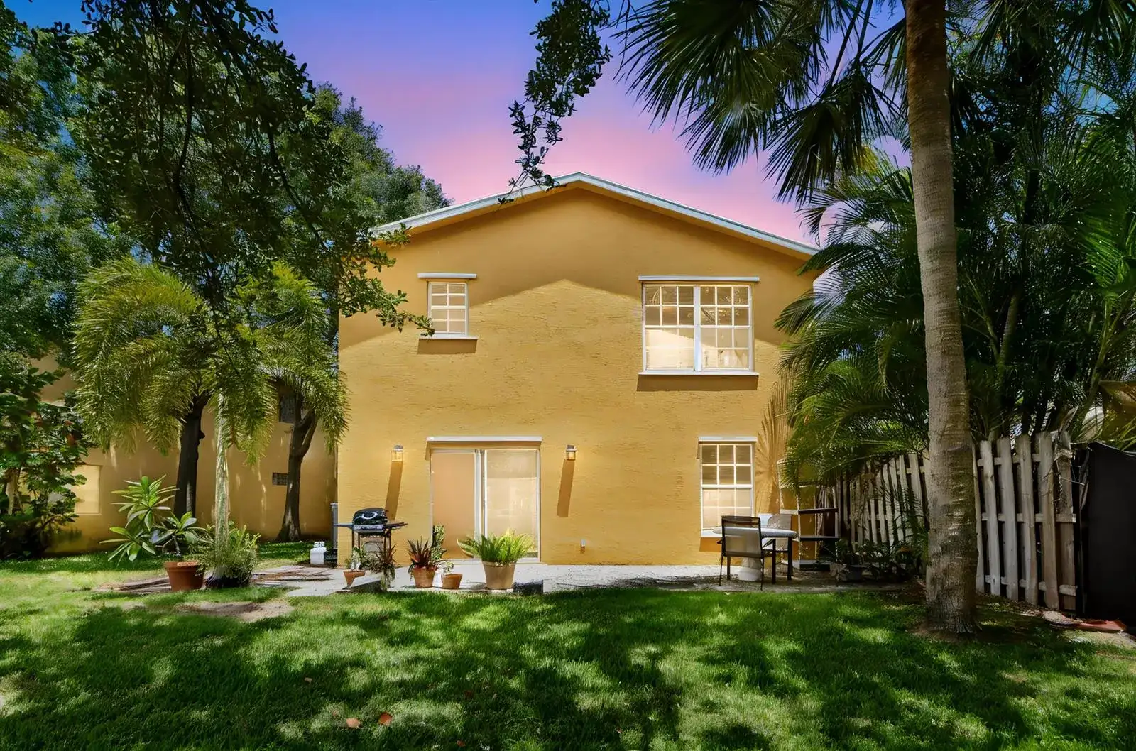 4268 Pine Hollow Circle, FL 33463 photo 3