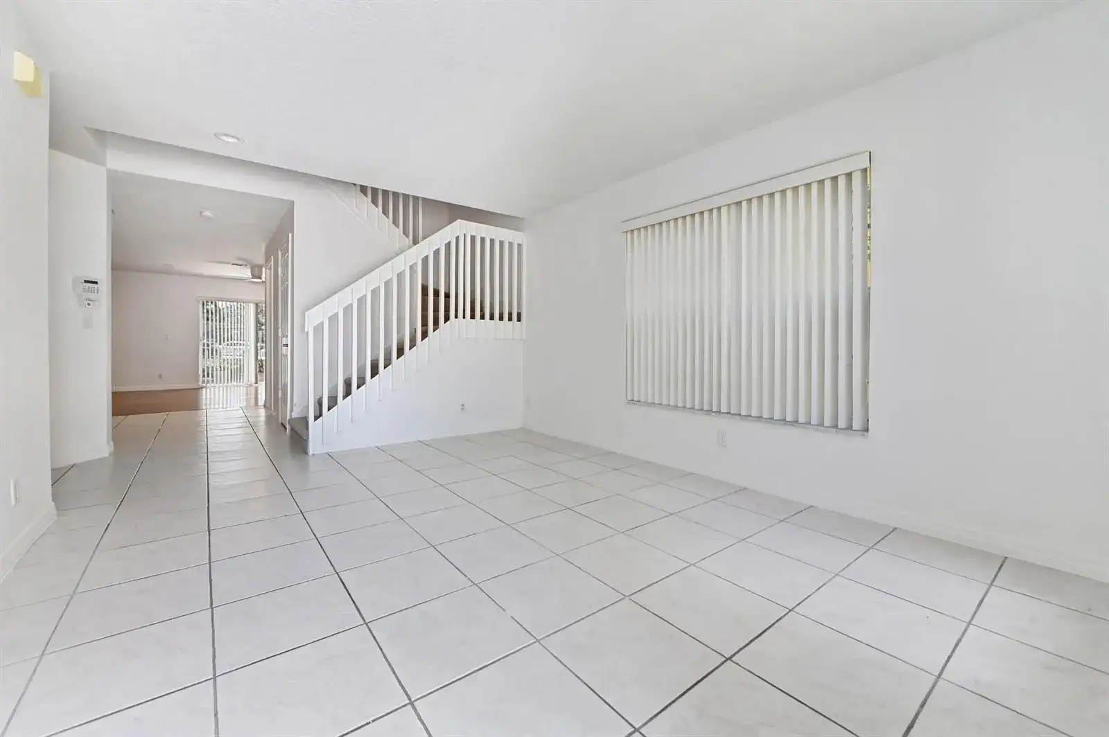 4268 Pine Hollow Circle, FL 33463 photo 4