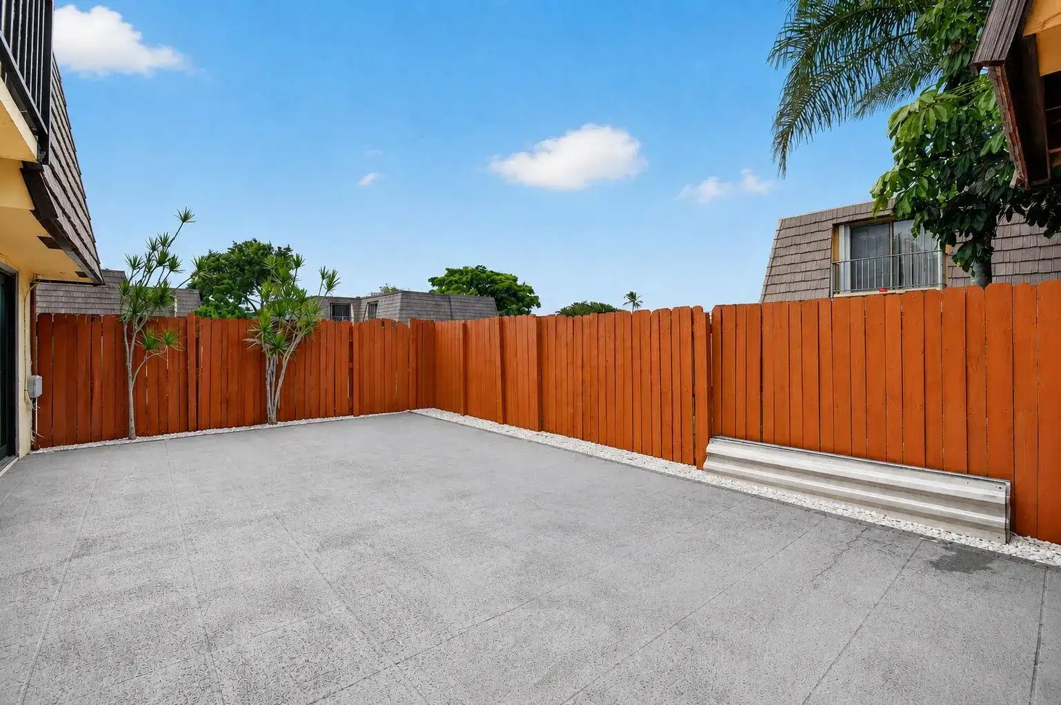 744 SPRINGDALE Circle, Palm Springs FL 33461 photo 5