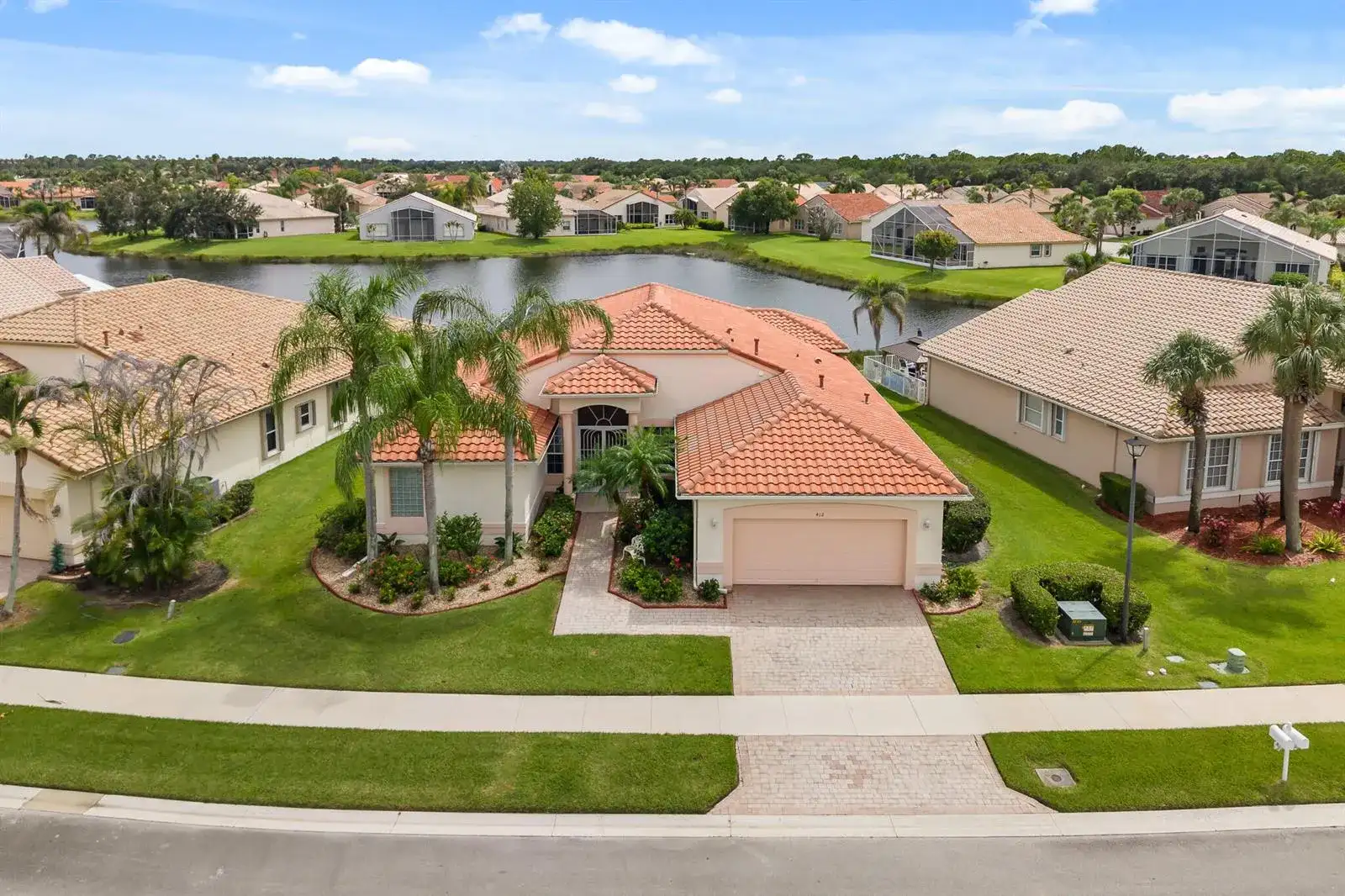 412 NW Aqua Vista Lane, Port St. Lucie FL 34986 photo 4