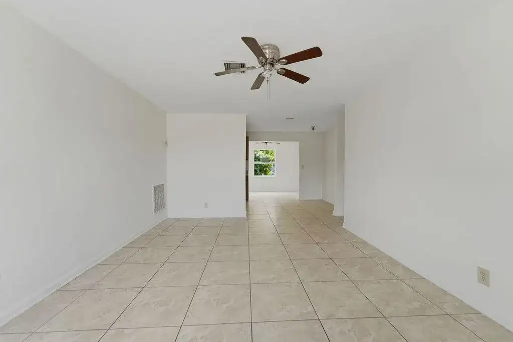 1500 W 13TH Street W, Riviera Beach FL 33404 photo 4