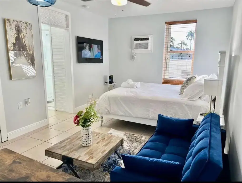 3312 SE 7TH # 1A, Pompano Beach FL 33062 photo 3