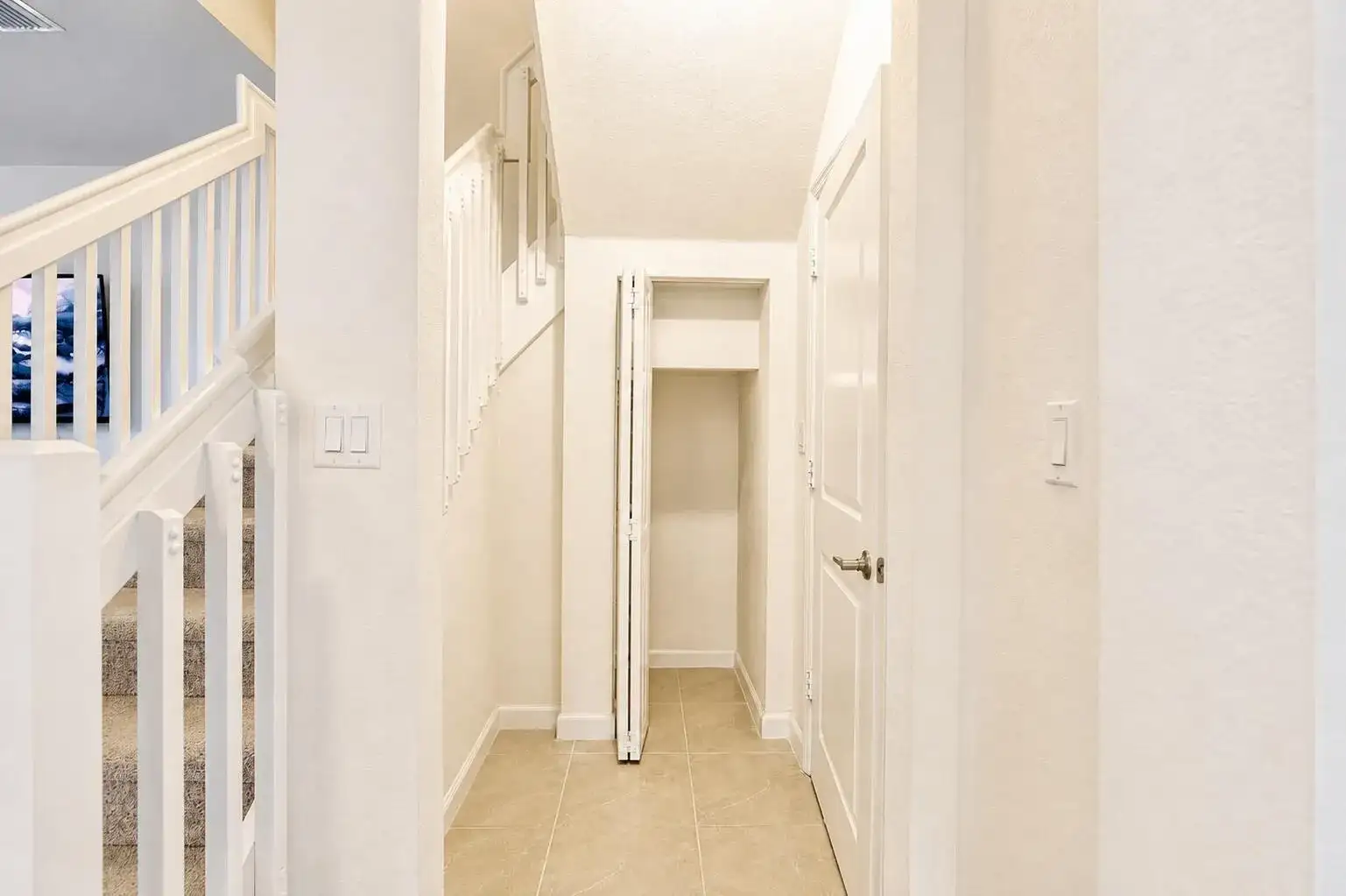 12092 NW 24TH Place, Miami FL 33167 photo 4