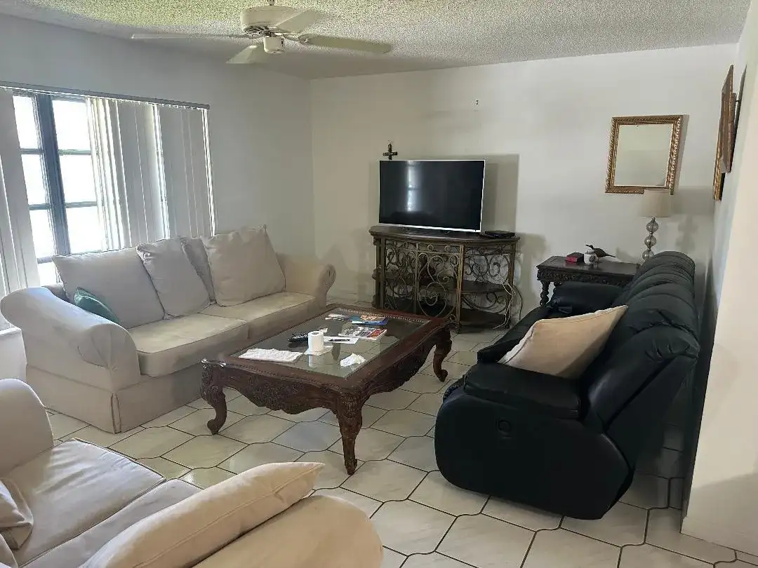6310 TALL CYPRESS Circle, FL 33463 photo 4