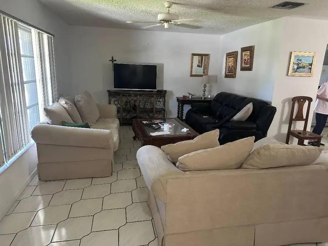 6310 TALL CYPRESS Circle, FL 33463 photo 5