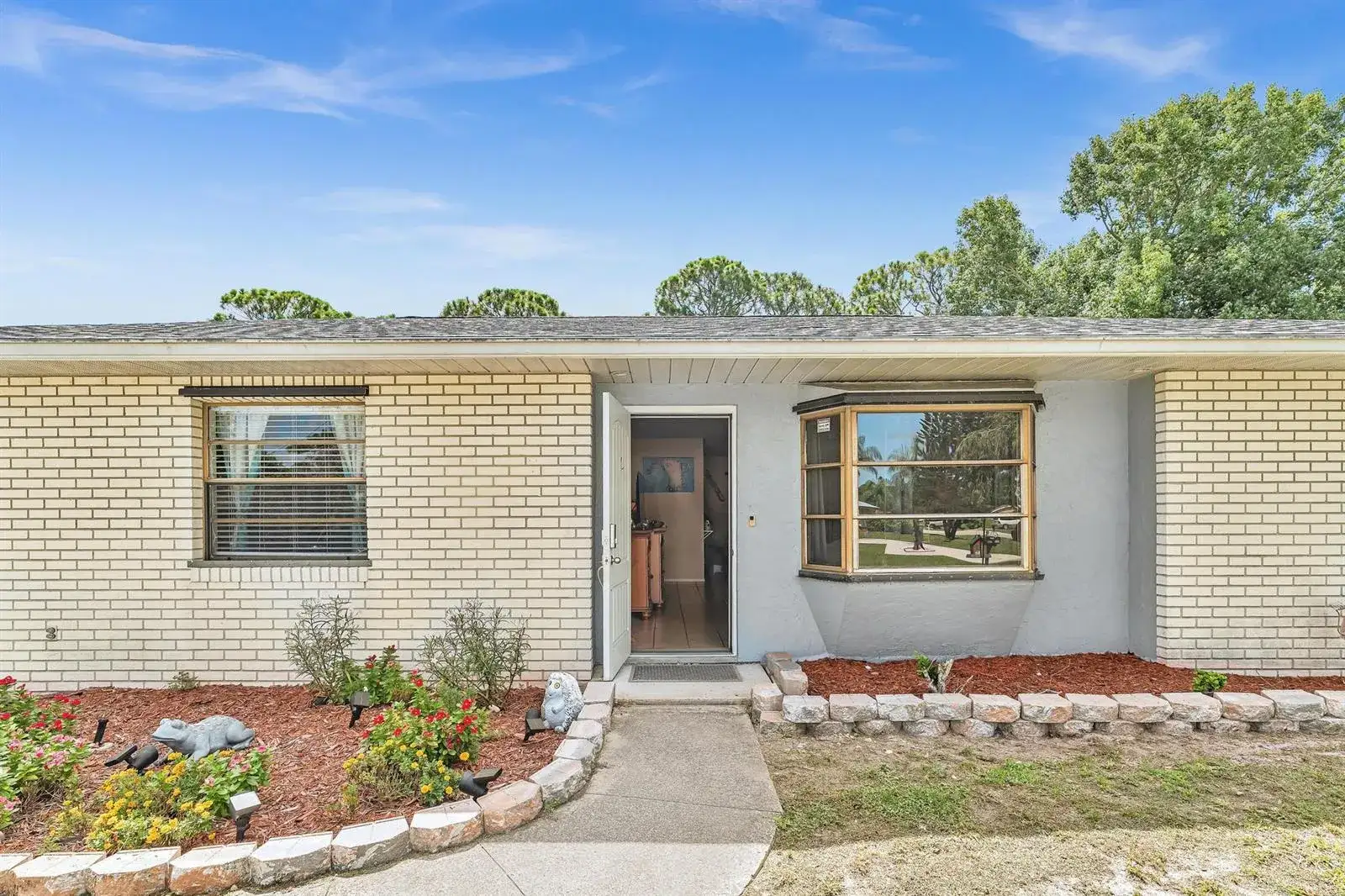 515 NW Twylite Terrace, Port St. Lucie FL 34983 photo 3