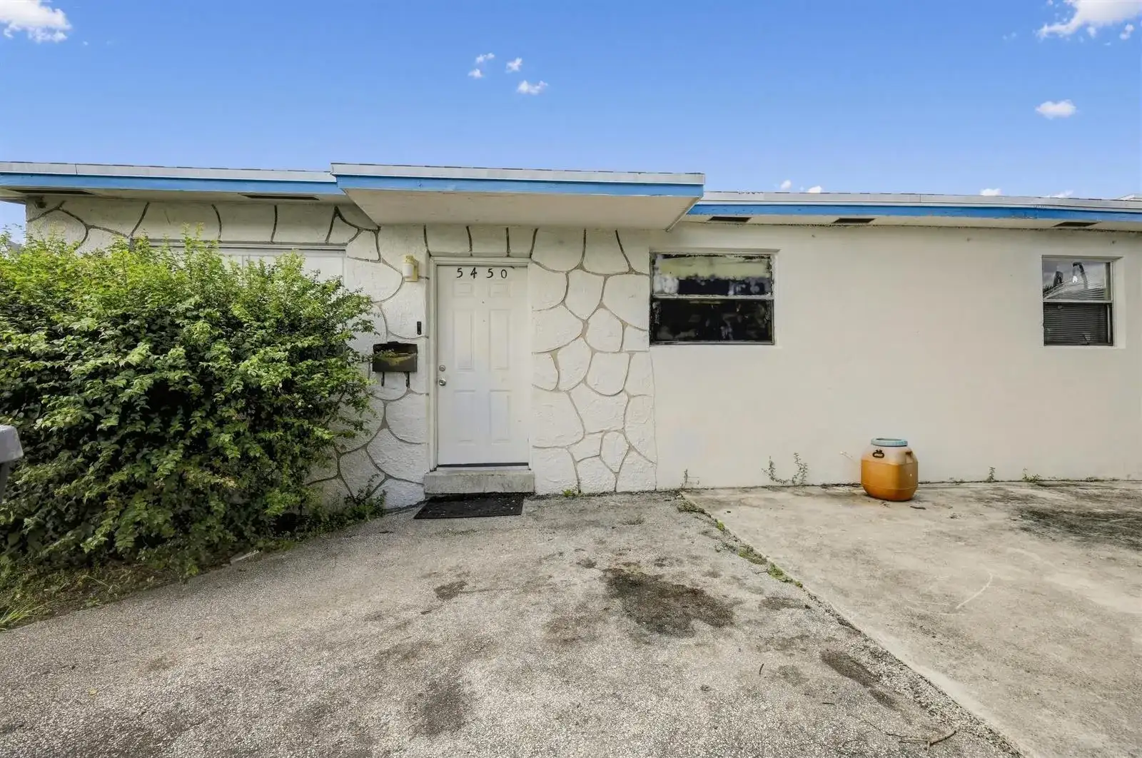 5450 FLETCHER Street, Hollywood FL 33021 photo 4