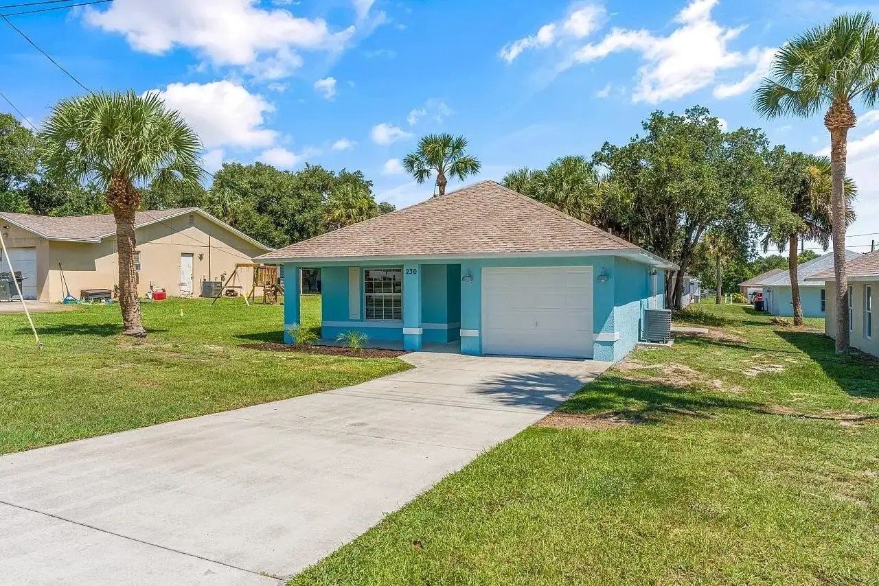 230 13th Street SW, Vero Beach FL 32962 photo 3