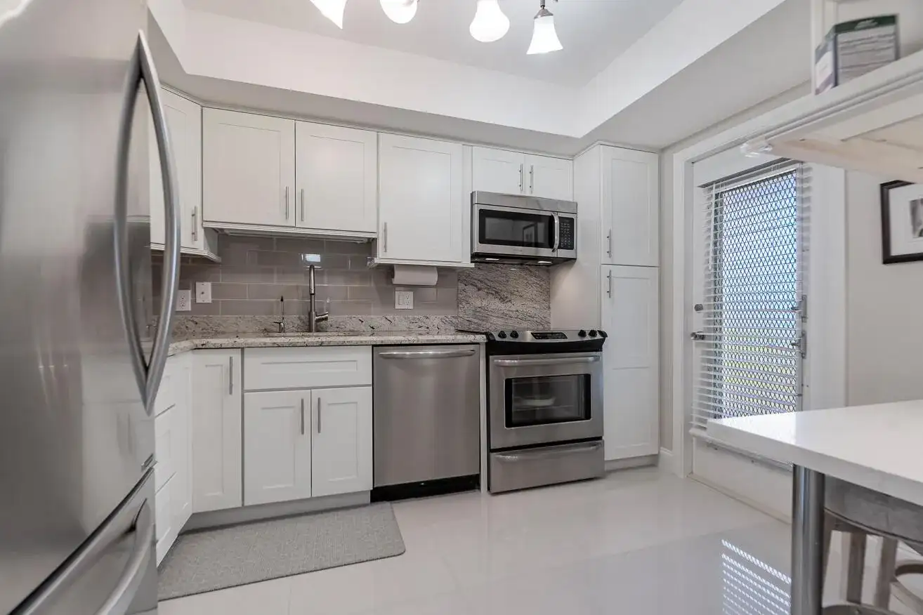 3150 N Course Lane, Pompano Beach FL 33069 photo 3