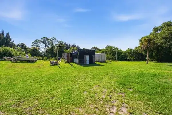 8698 63RD Avenue, Vero Beach FL 32967 photo 4
