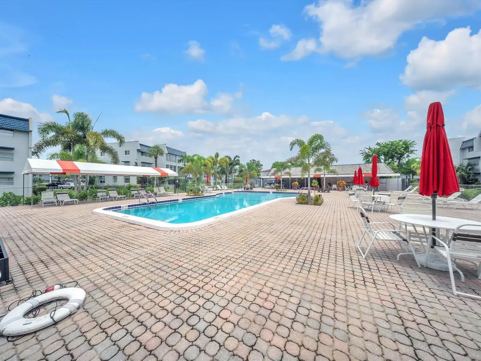 7807 GOLF CIR Drive # 105, Margate FL 33063 photo 2