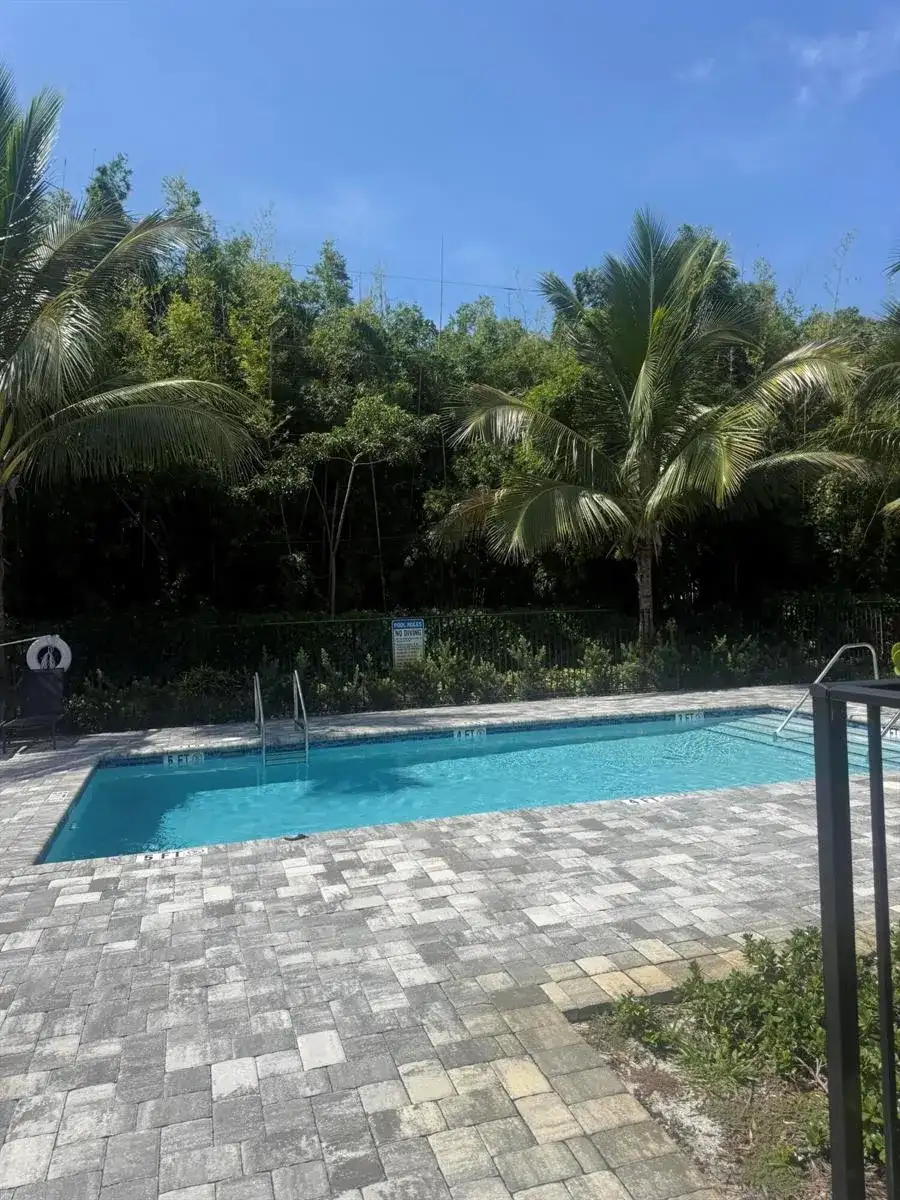 6305 TENOR Drive, West Palm Beach FL 33413 photo 4