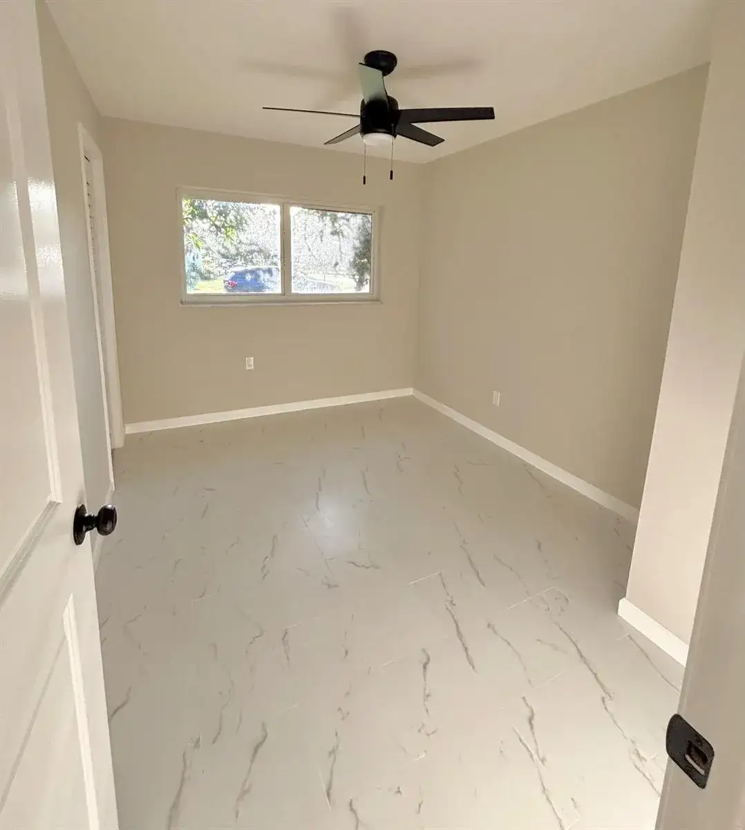 14745 SW 174th Court, FL 34956 photo 4