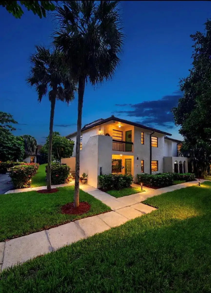 21785 Cypress Drive # 46B, Boca Raton FL 33433 photo 2
