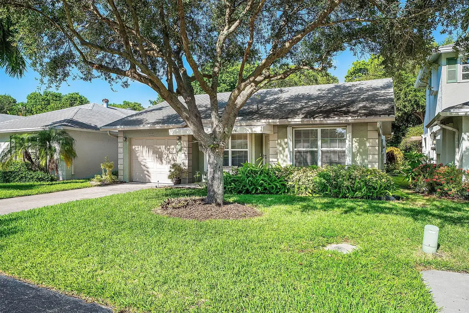 241 DEL RIO Boulevard, Boca Raton FL 33432 photo 2