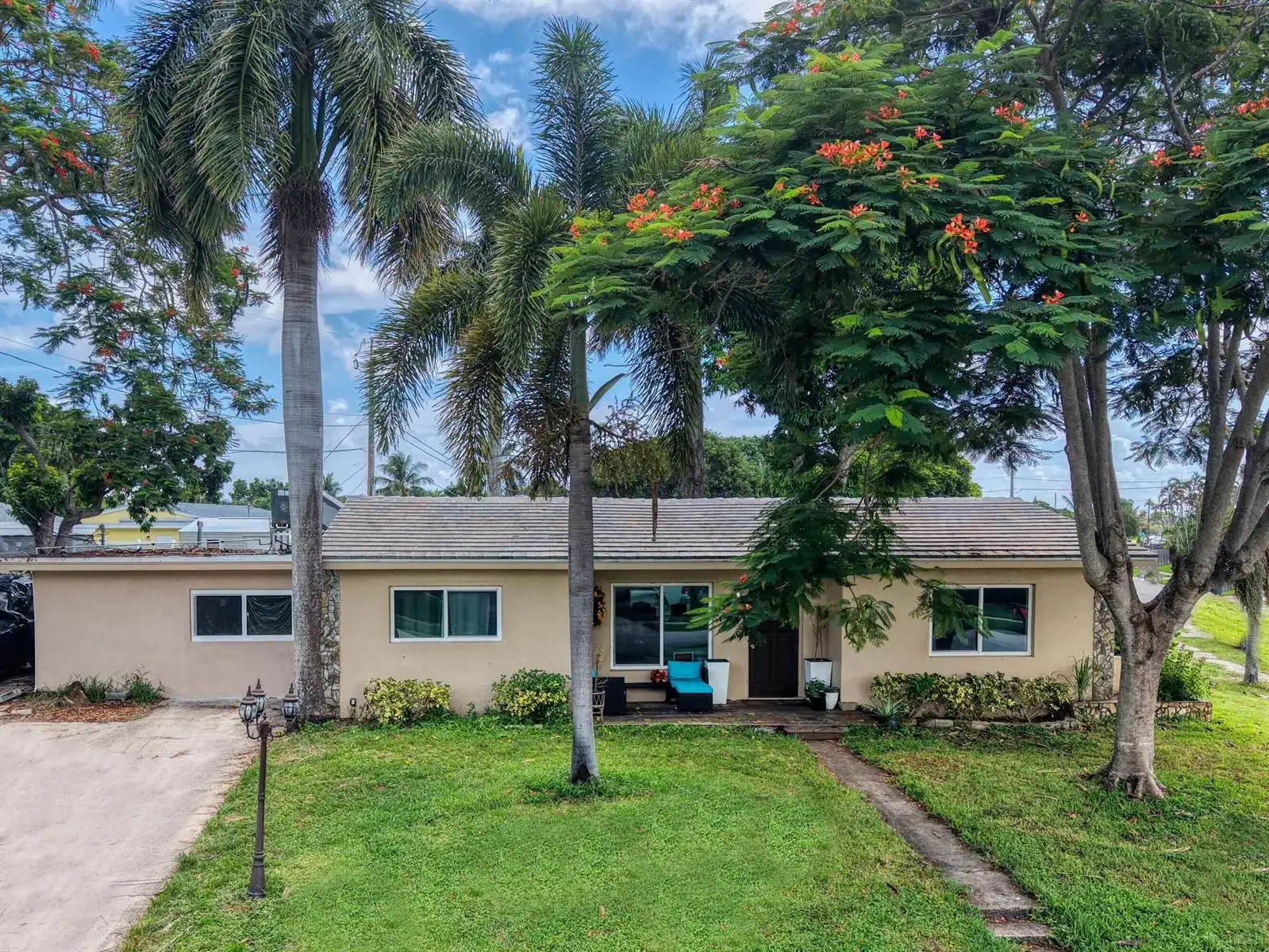 1510 CREST Drive, Lake Worth FL 33461 photo 5