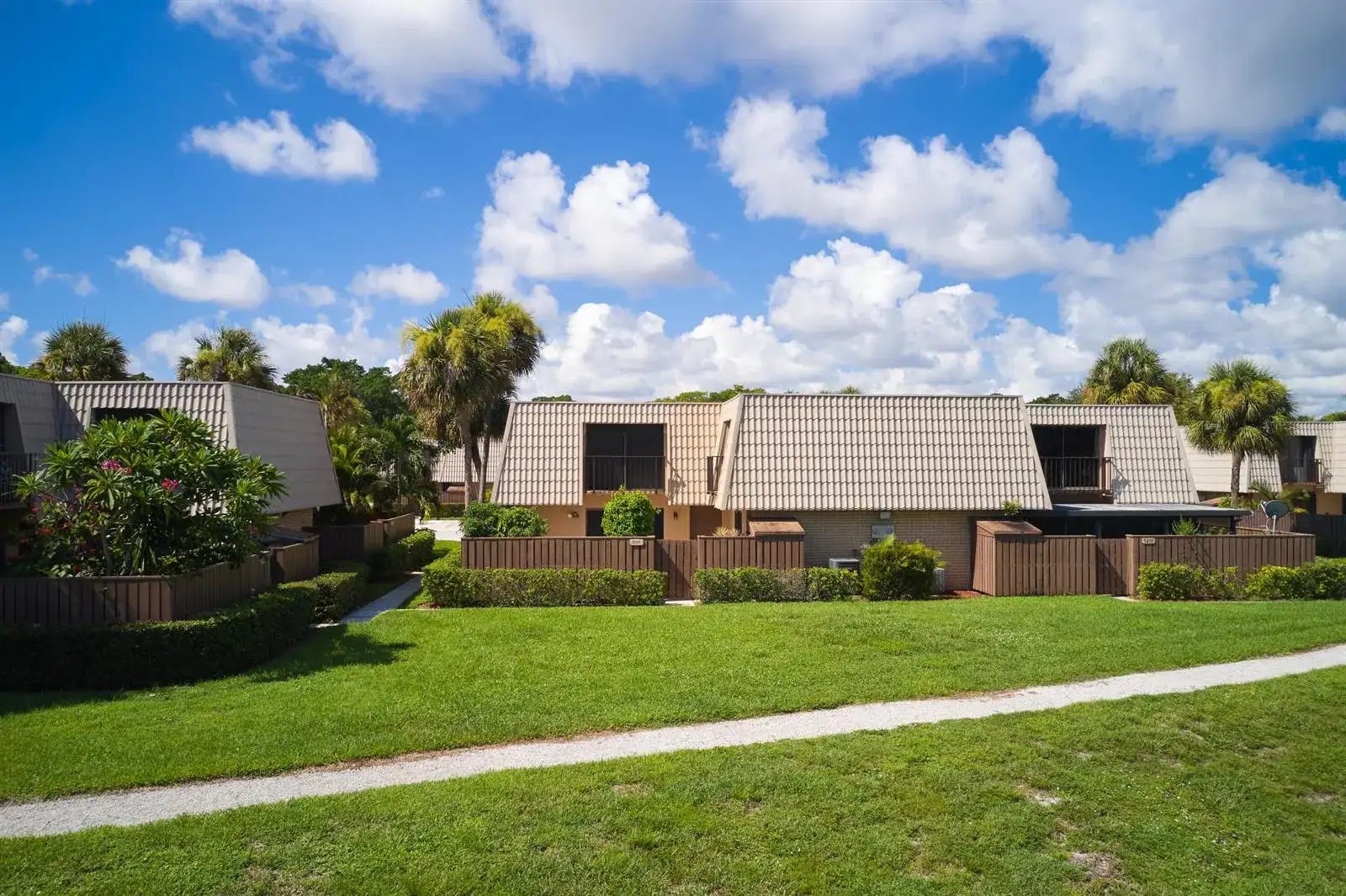 5411 54th Way, West Palm Beach FL 33409 photo 3