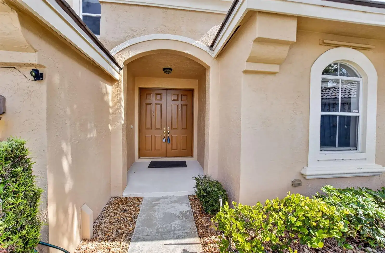 7541 DOWNWINDS Lane, Lake Worth FL 33467 photo 2