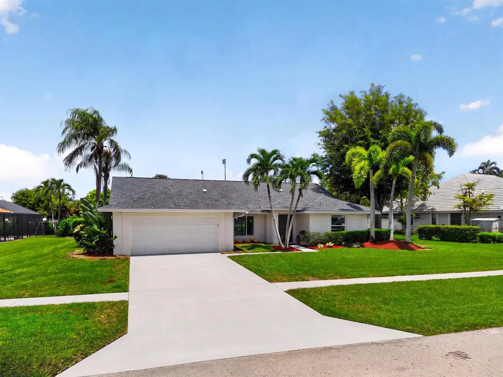 13708 Folkestone Circle, Wellington FL 33414 photo 2