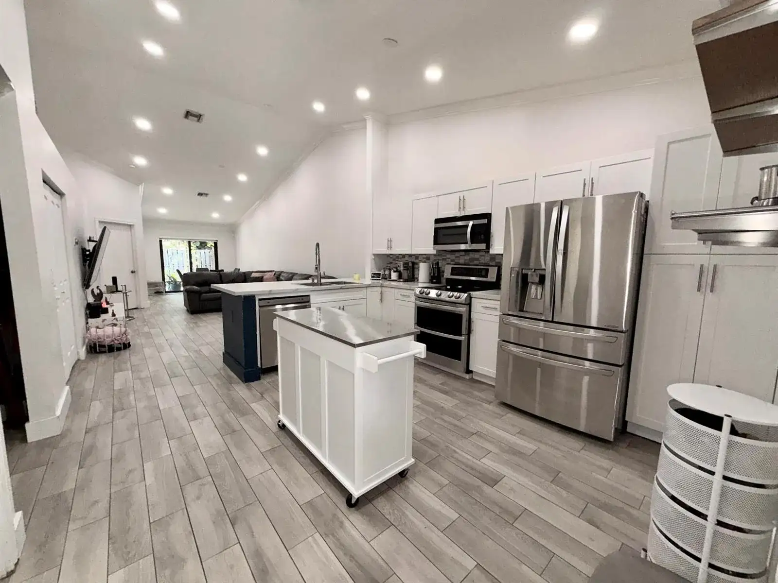 11173 NW 38TH Place, Sunrise FL 33351 photo 3