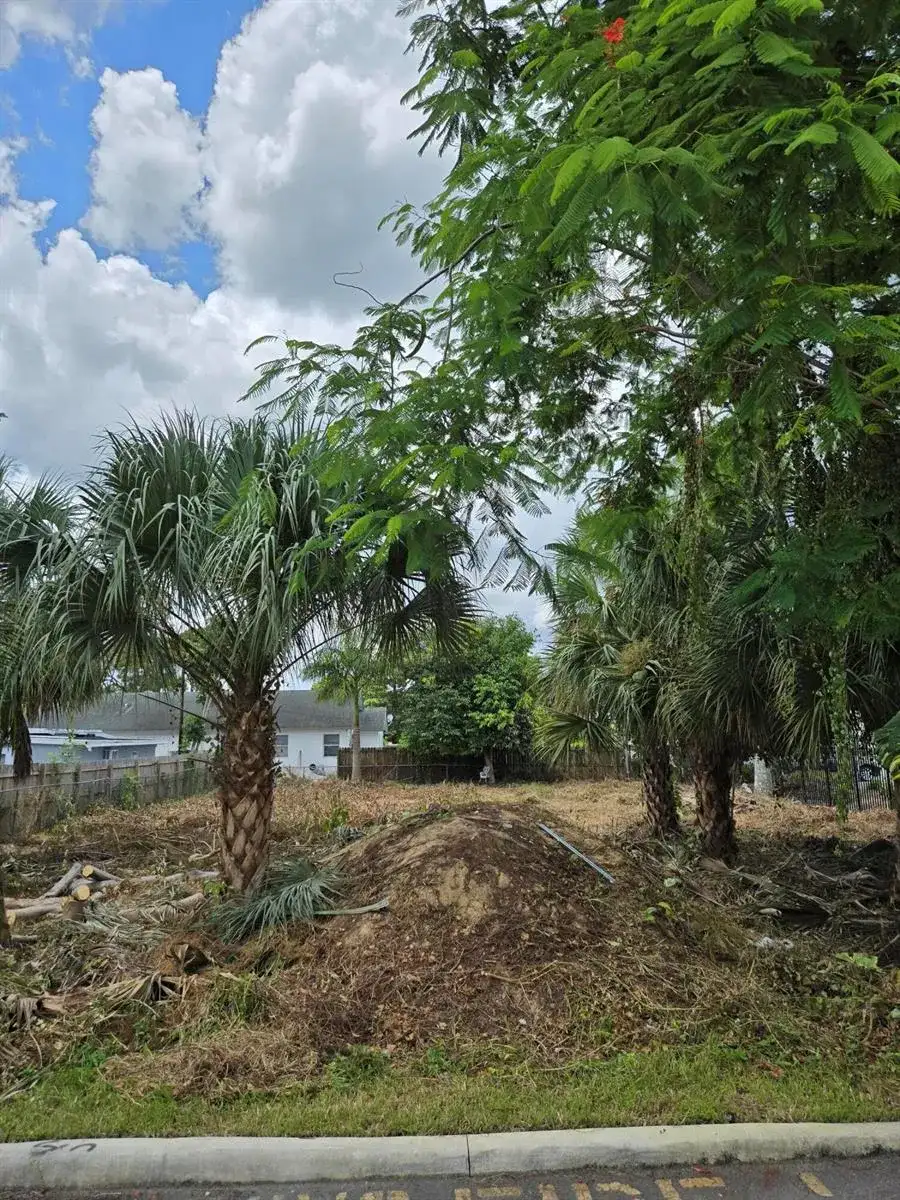 Xxx Patio Court, Lake Worth FL 33461 photo 5