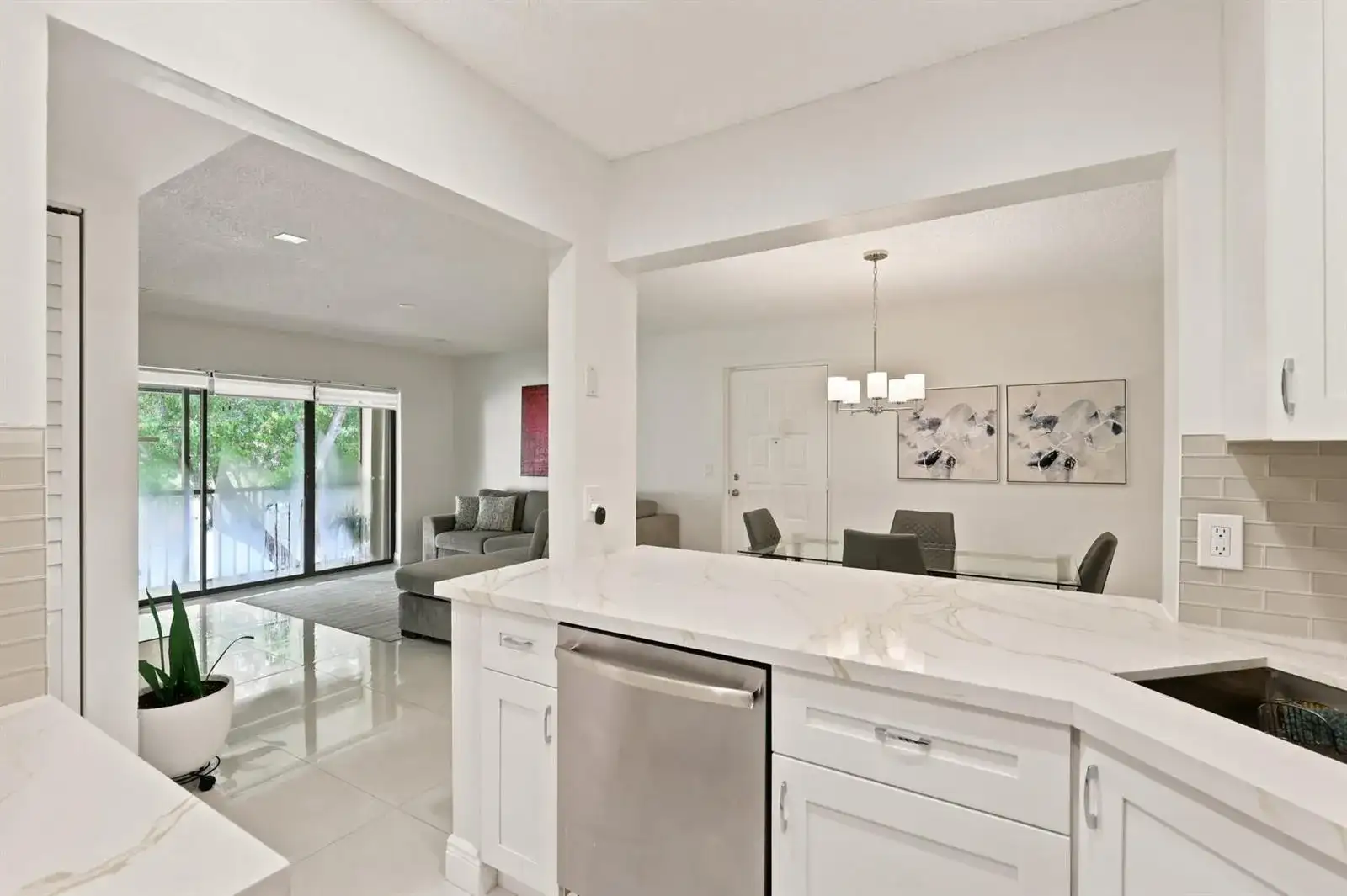 609 SEA PINE Way # F2, FL 33415 photo 3
