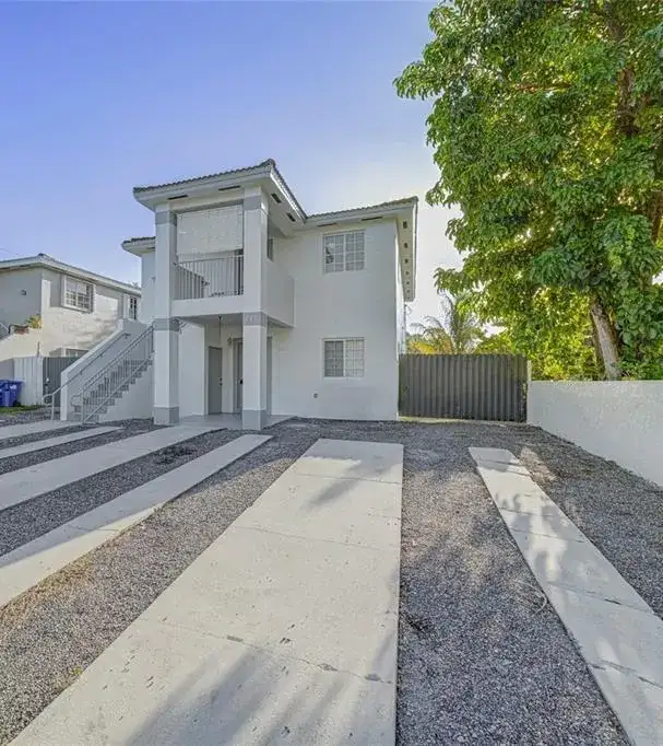 221 SW 78TH Place, Miami FL 33144 photo 2