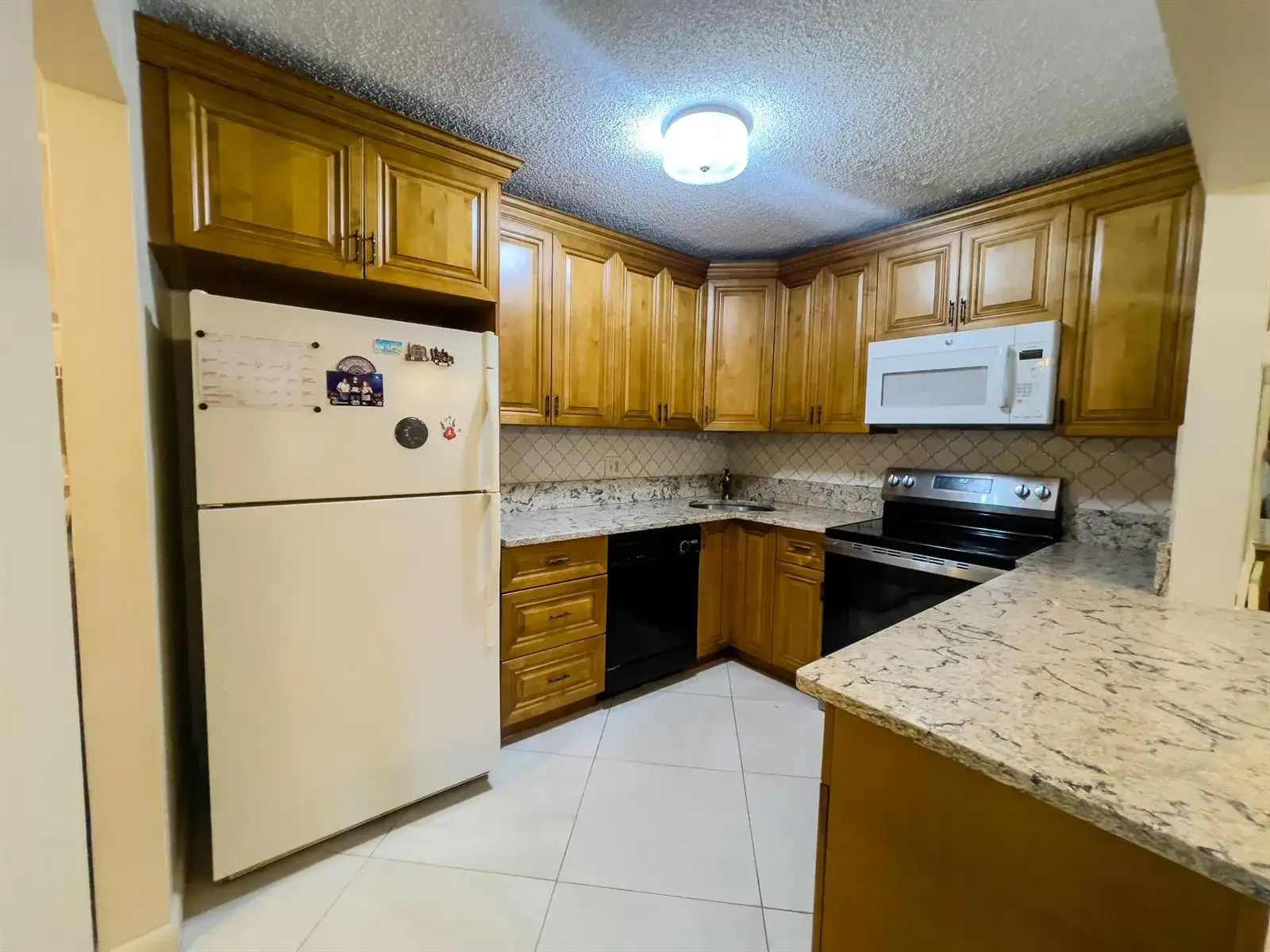309 Pine Ridge Circle # 1, FL 33463 photo 3