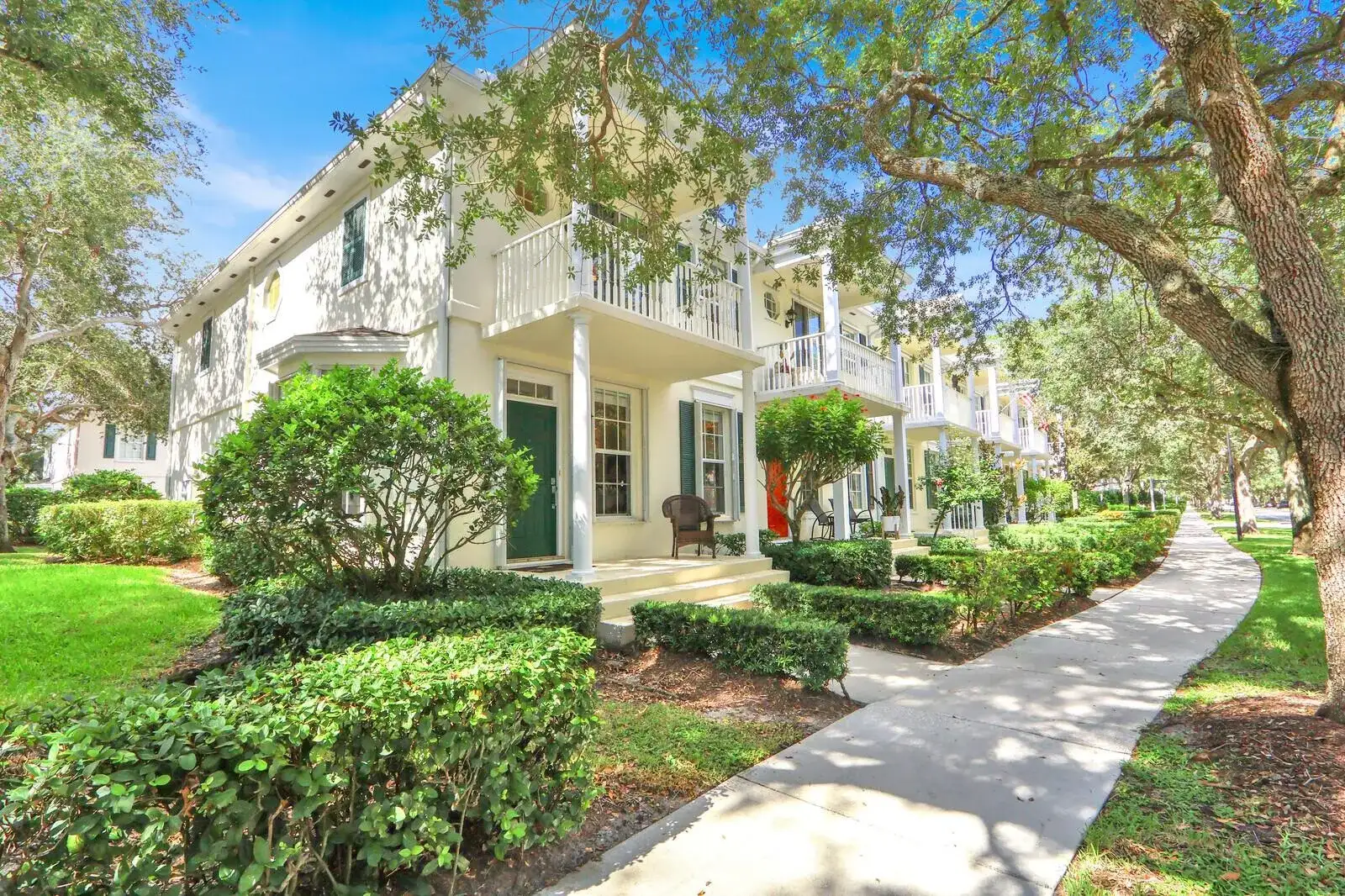 131 Radcliffe Court, Jupiter FL 33458 photo 2