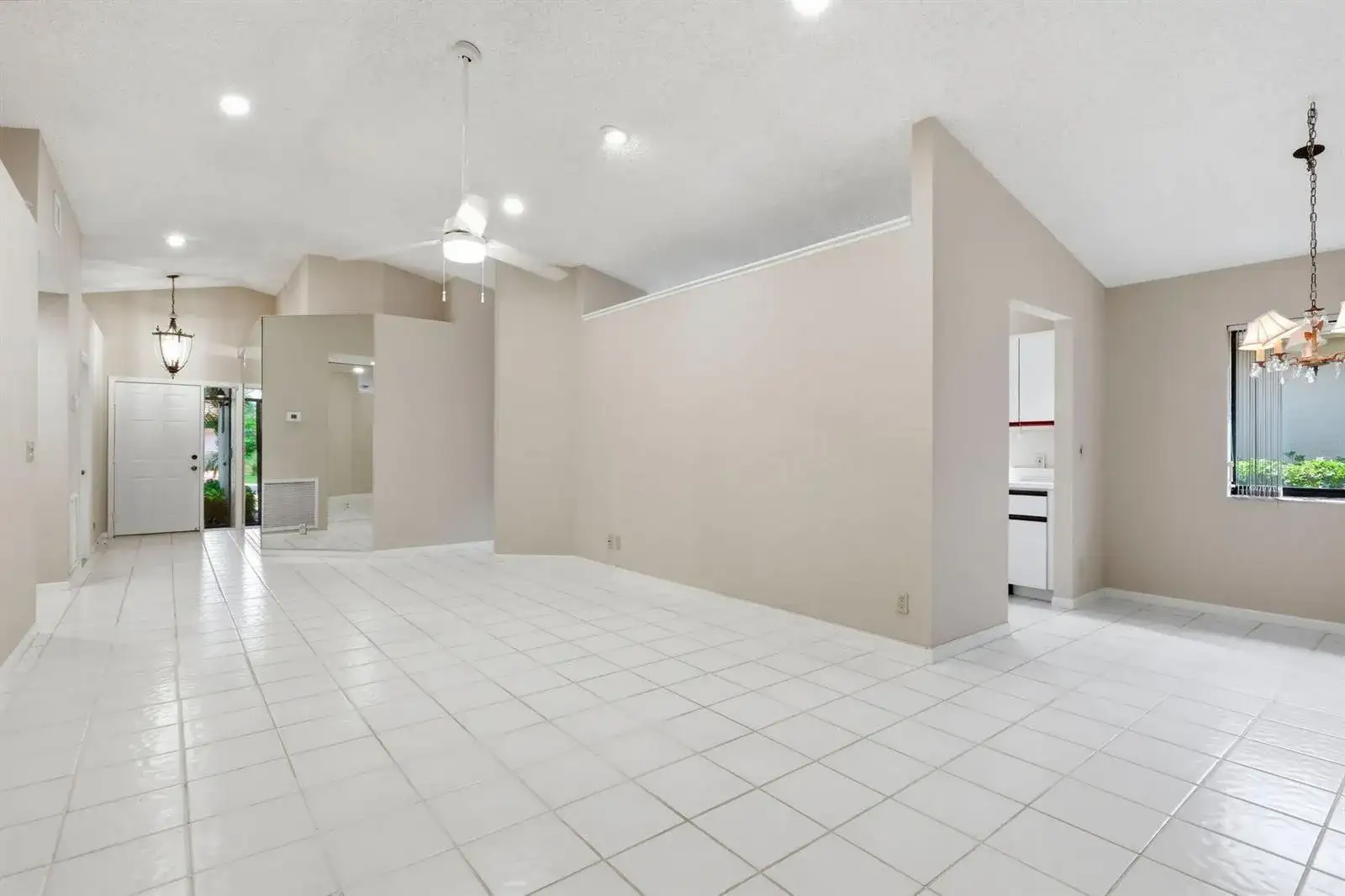 6170 BAY ISLES Drive, Boynton Beach FL 33437 photo 5