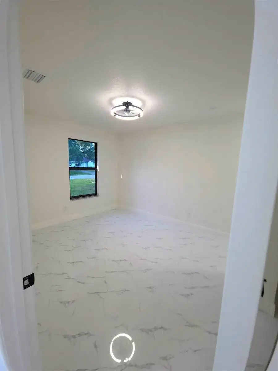 8001 Hibiscus Road, Fort Pierce FL 34951 photo 5