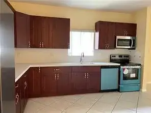 7612 NW 99TH Terrace, Tamarac FL 33321 photo 2