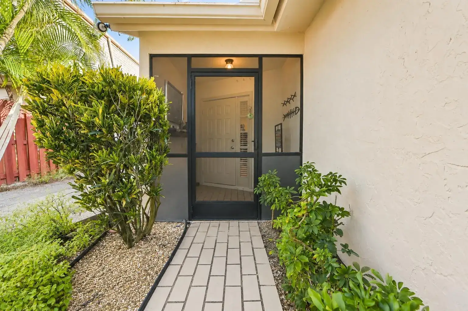701 NW 25TH Avenue, Delray Beach FL 33445 photo 2