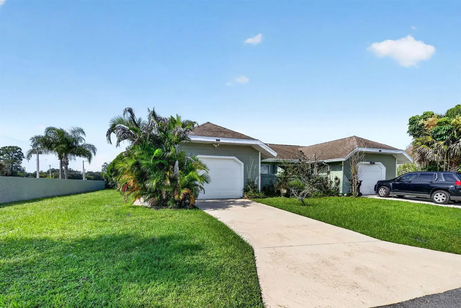 1713 SE Ryecroft Court, Port St. Lucie FL 34952 photo 2