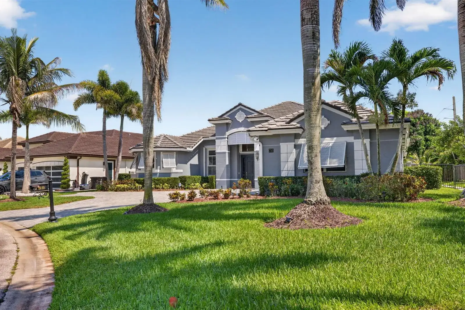 755 SW RIVER BEND Circle, Stuart FL 34997 photo 2