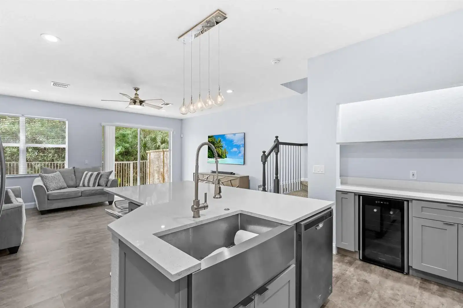 5430 SE MOSELEY Drive, Stuart FL 34997 photo 5