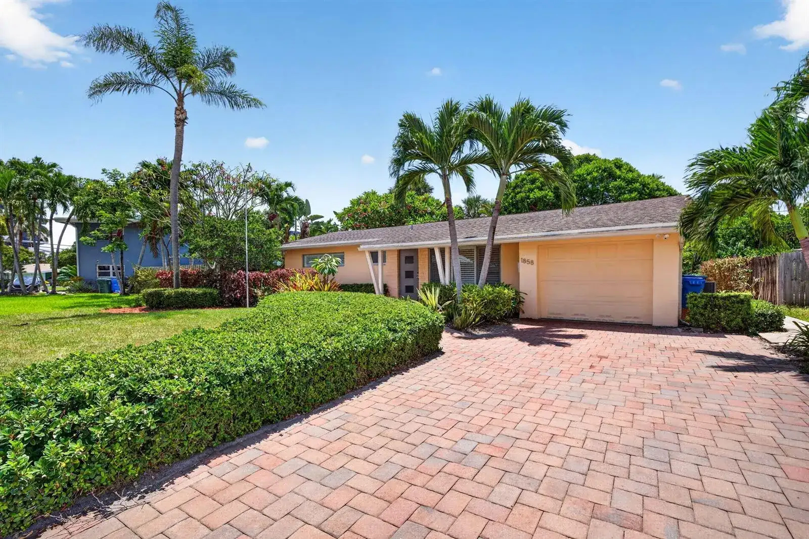 1858 NE 34TH Street, Oakland Park FL 33306 photo 3