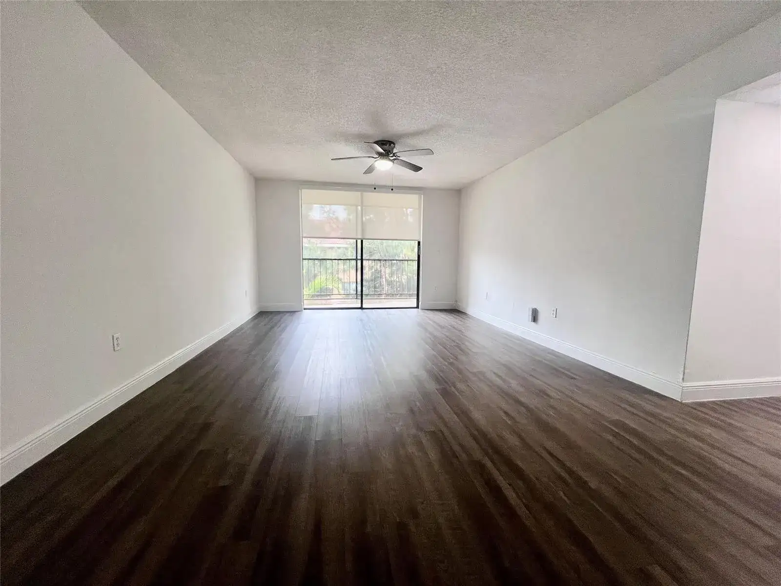 17350 NW 68th Avenue # 315, Hialeah FL 33015 photo 2