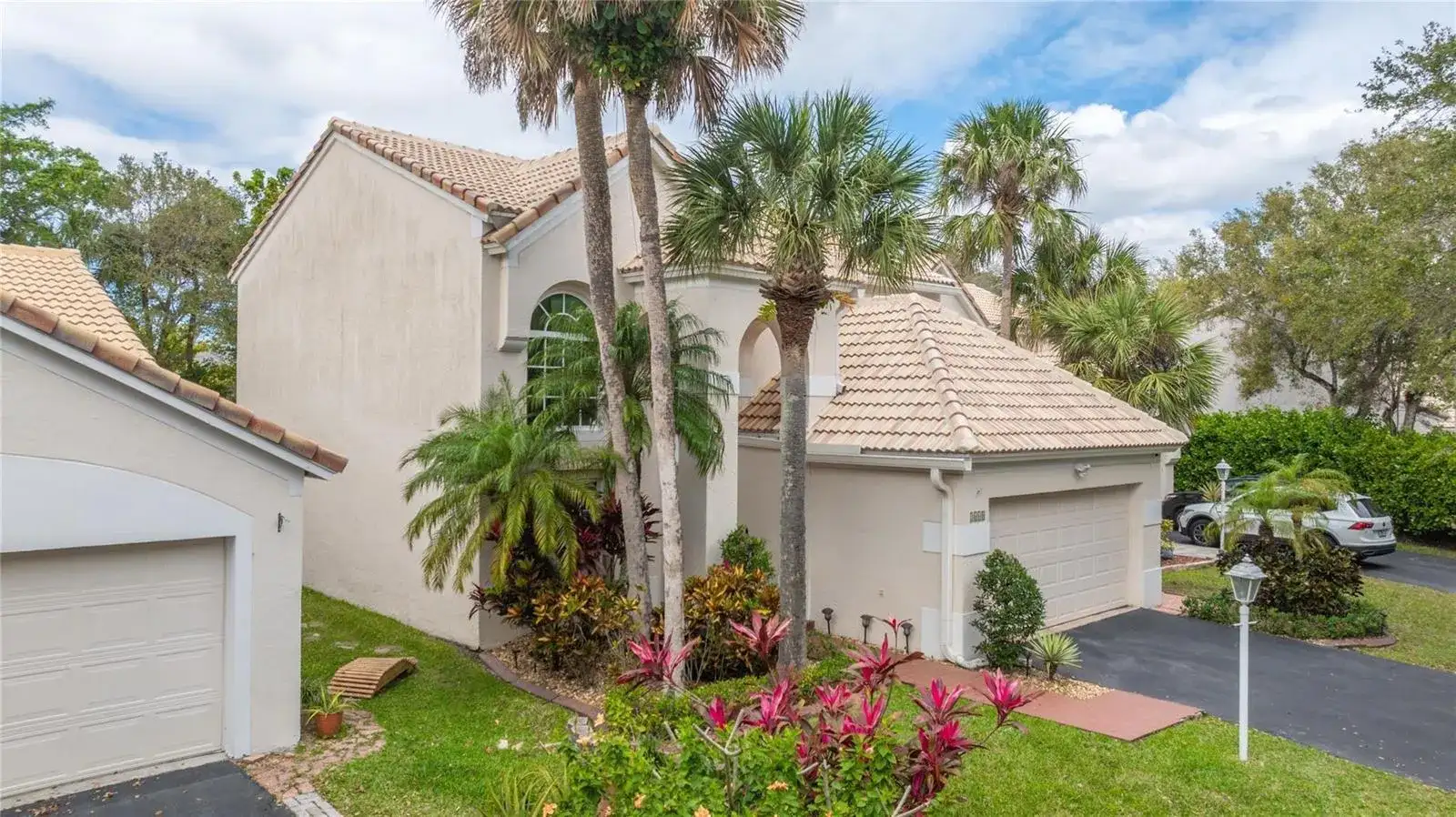 3668 Wilderness Way, Coral Springs FL 33065 photo 2