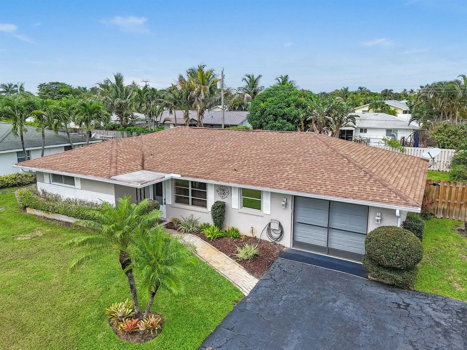 11 Windsor Road E, Jupiter FL 33469 photo 4