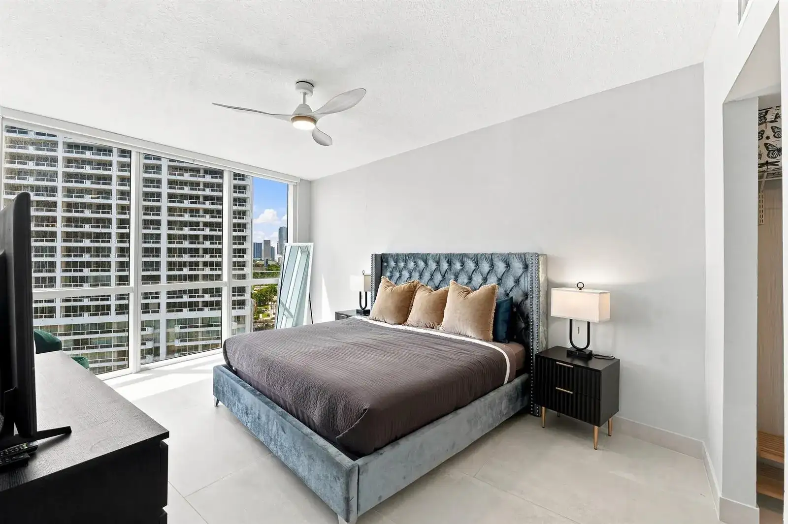 1750 N BAYSHORE Drive # 1202, Miami FL 33132 photo 4