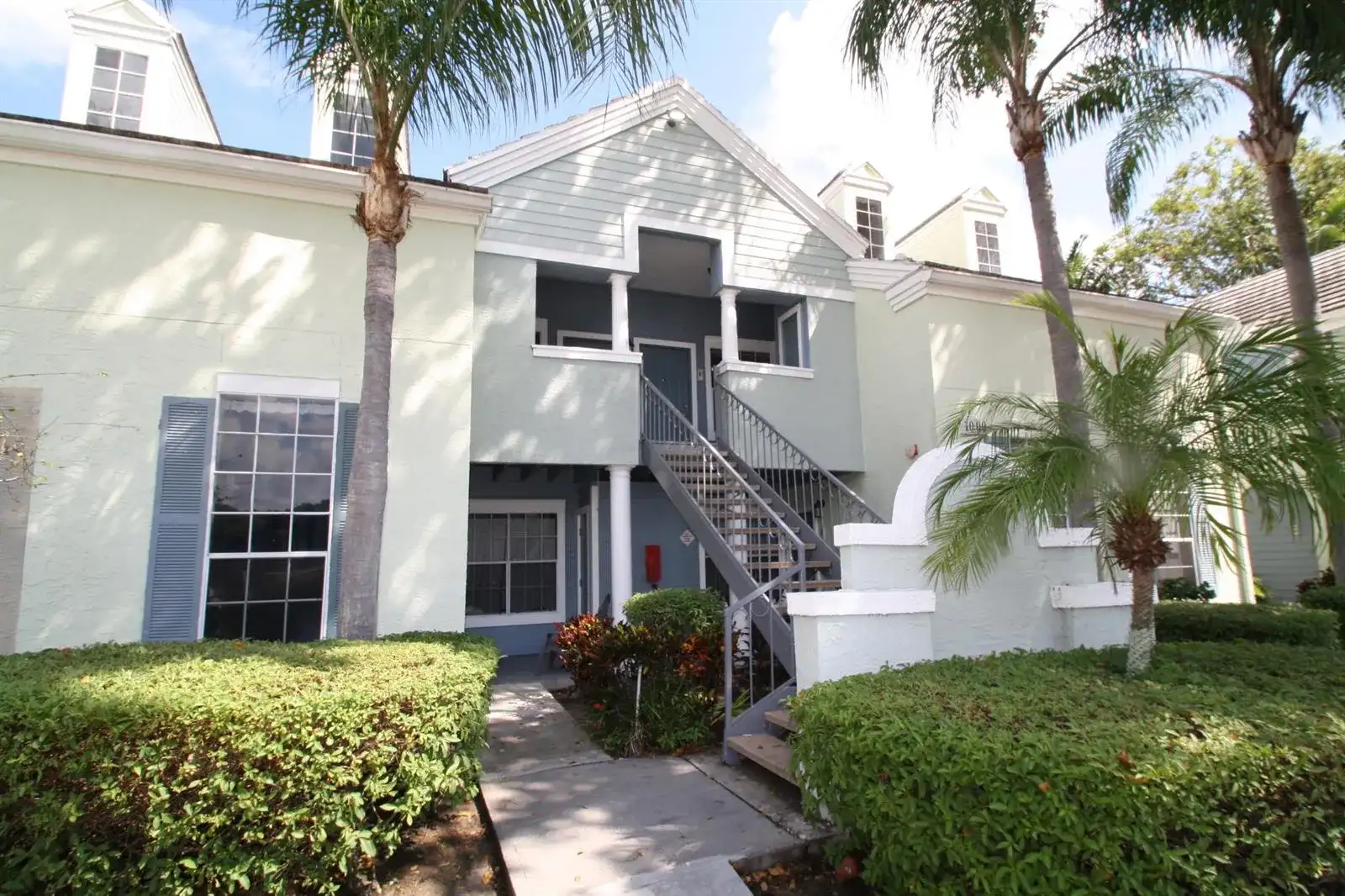1000 Crystal Way # F, Delray Beach FL 33444 photo 2