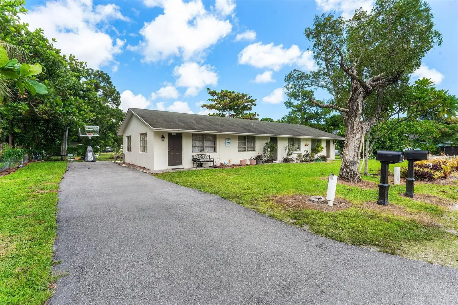 4301 Lakewood Road, Lake Worth FL 33461 photo 2